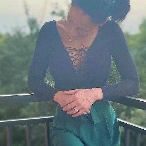 Windsor black Long Sleeve bodysuit - Picture 4 of 4